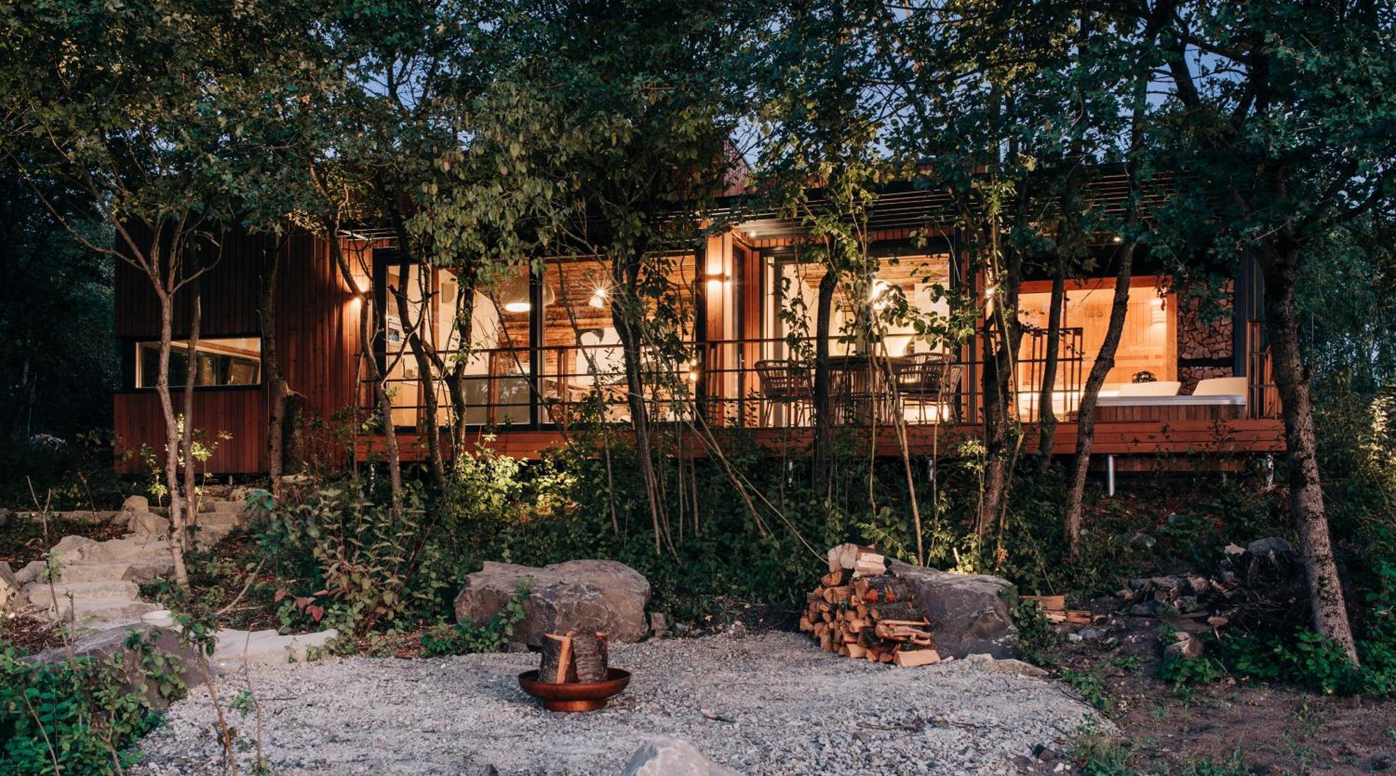 Zama Forest Resort Kismaros المظهر الخارجي الصورة
